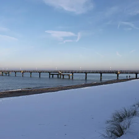 Cozy In Near Sea *